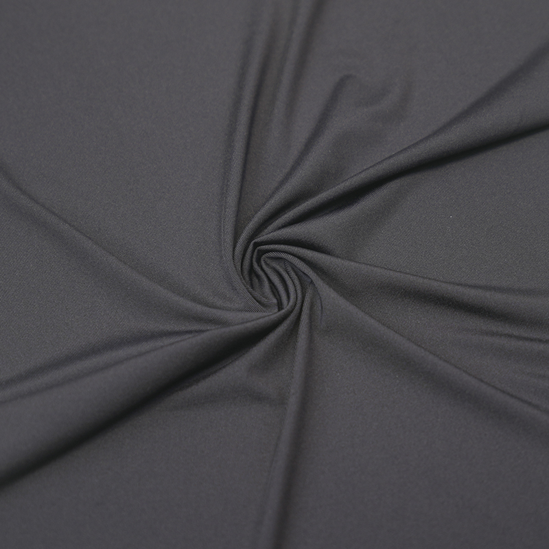 Félmátos újrahasznosított nylon spandex mez